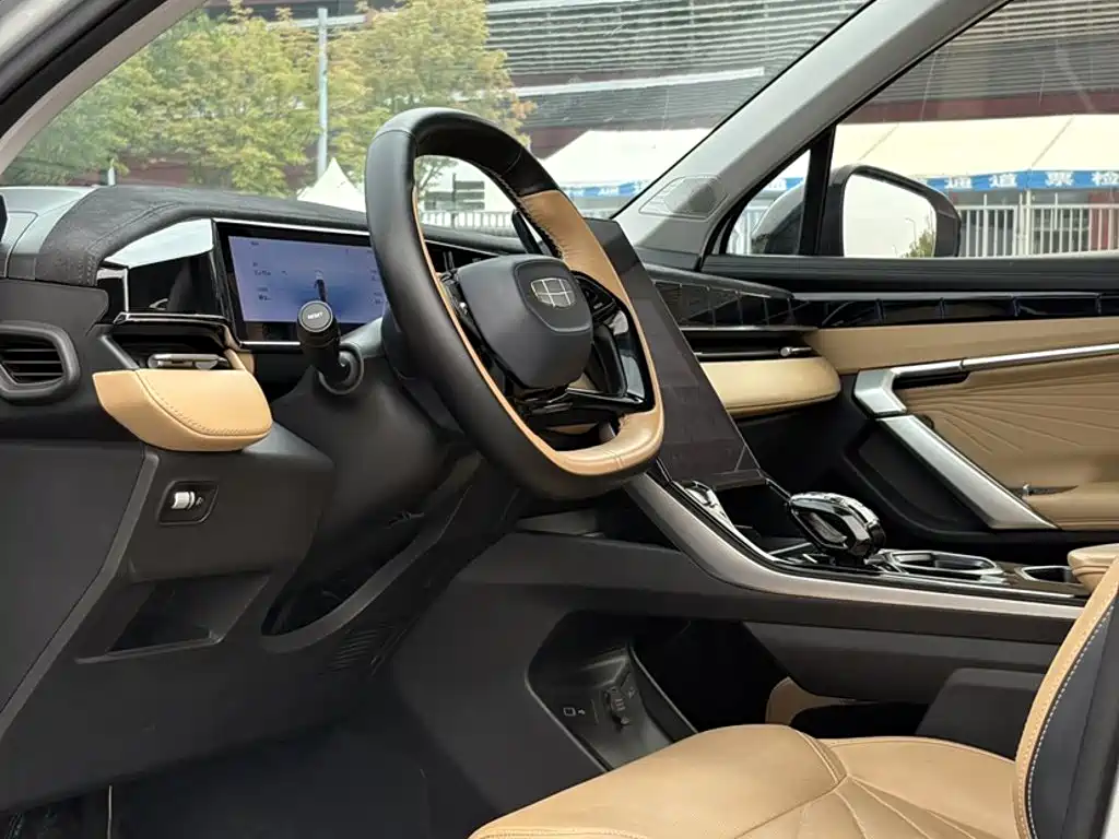 Geely Boyue L — миниатюра 18