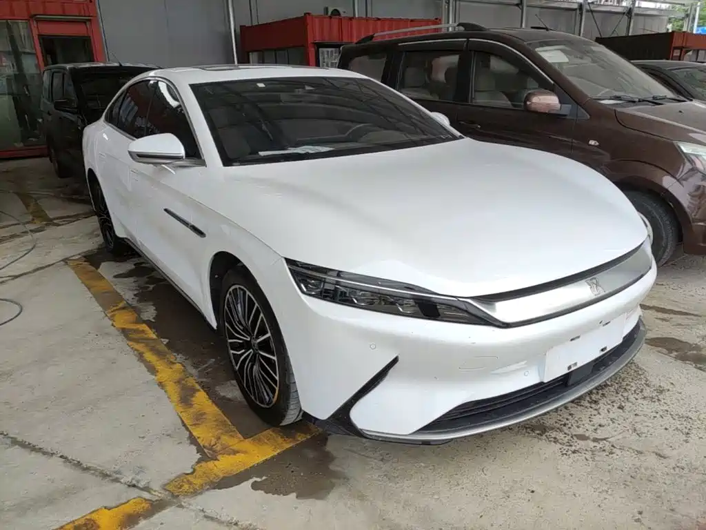 BYD Han — миниатюра 4