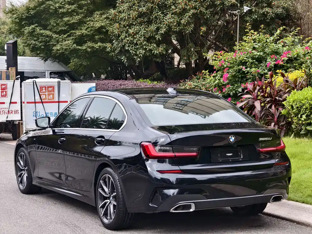 BMW 3 Series — миниатюра 5