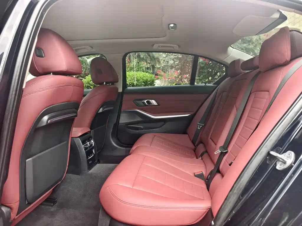 BMW 3 Series — миниатюра 11