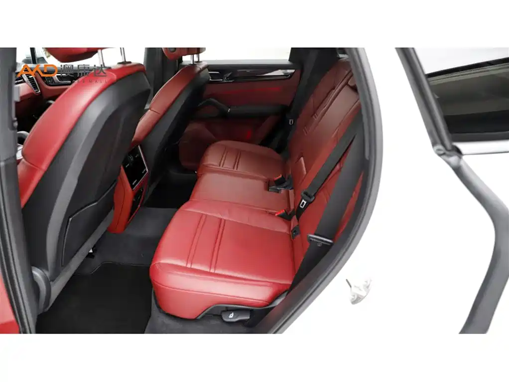 Porsche Cayenne Hybrid — миниатюра 7