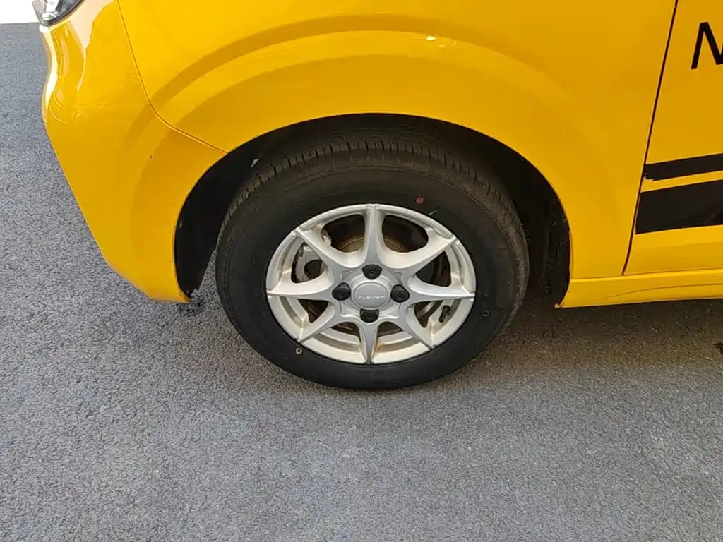 Roewe Clever — миниатюра 23