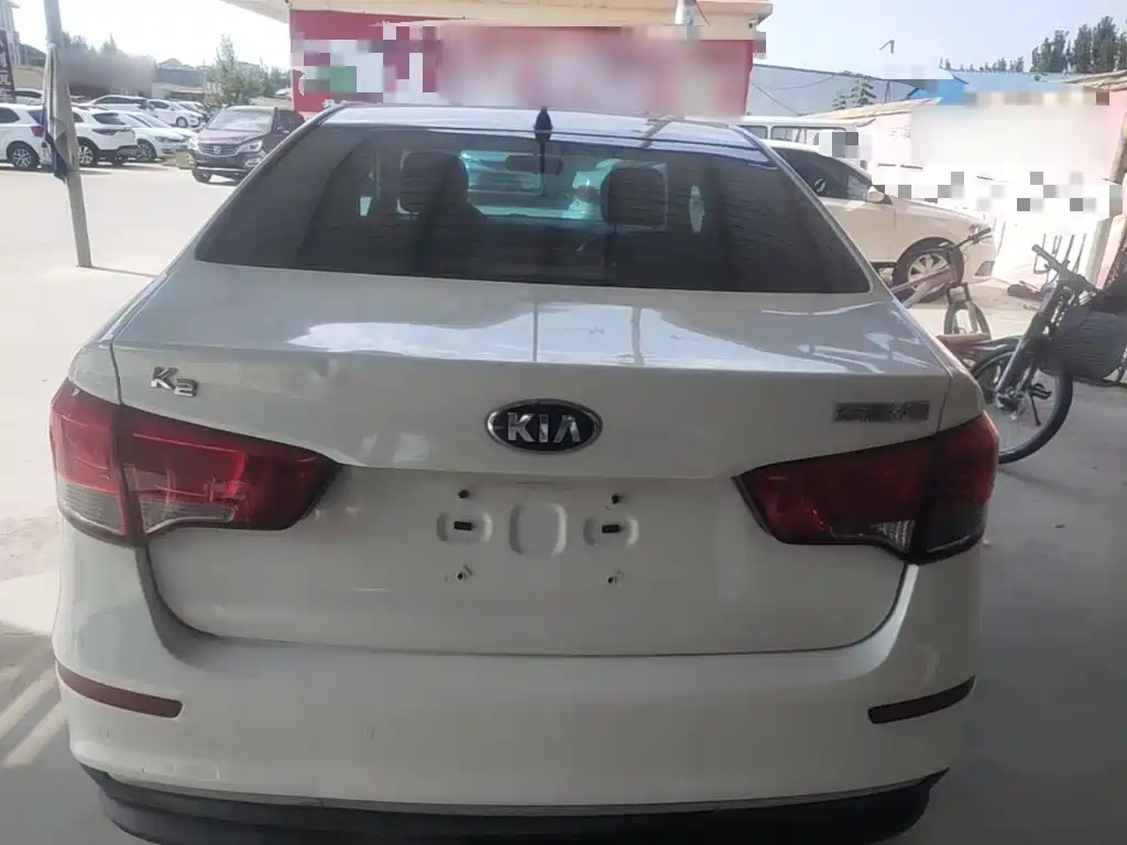 Kia K2 — миниатюра 6