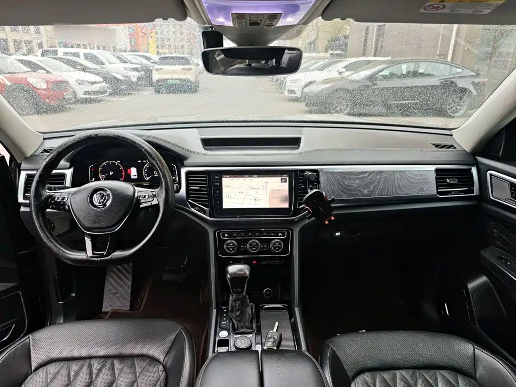 Volkswagen Teramont — миниатюра 10