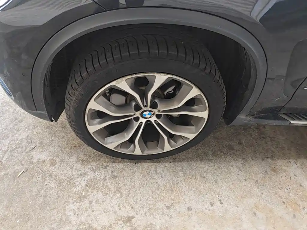BMW X5 (Import) — миниатюра 23