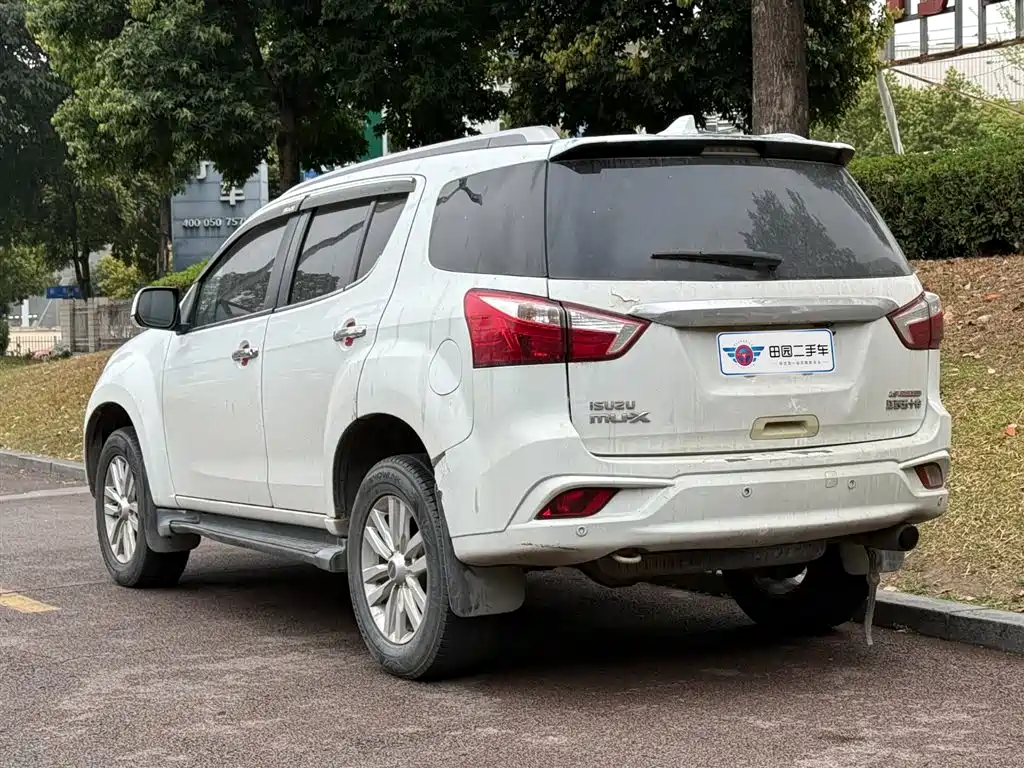 ISUZU MU X SHEPHERD RANGER