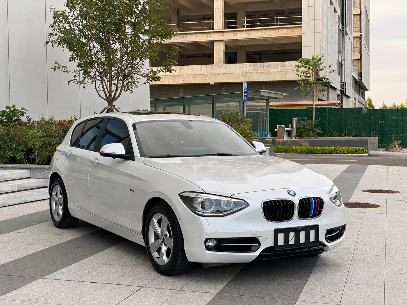 BMW 1 Series (Import)