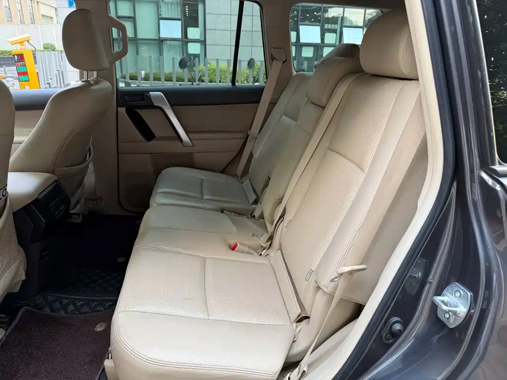Toyota Prado (Import) — миниатюра 12