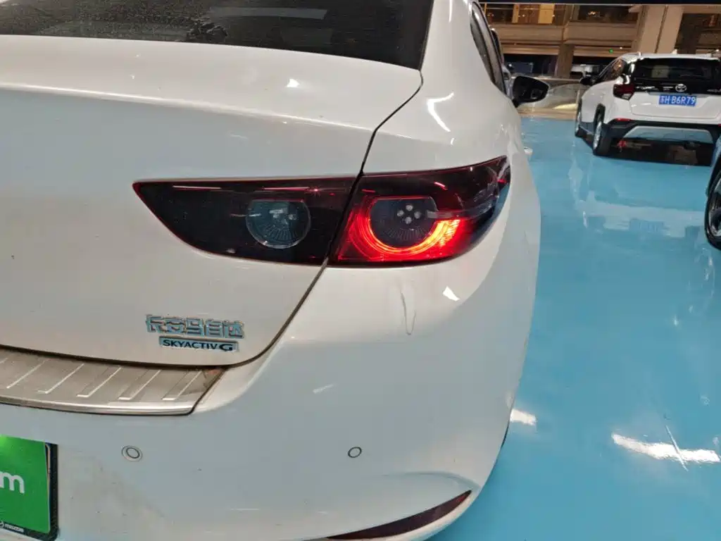 Mazda 3 Axela — миниатюра 8