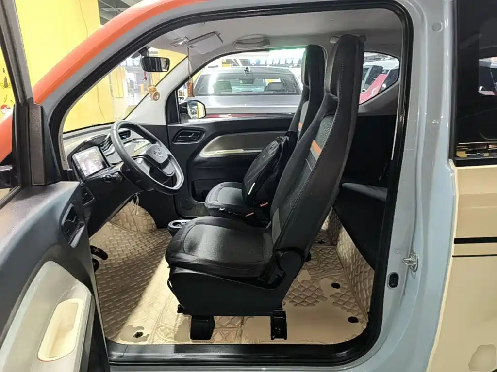 Wuling MINIEV — миниатюра 15