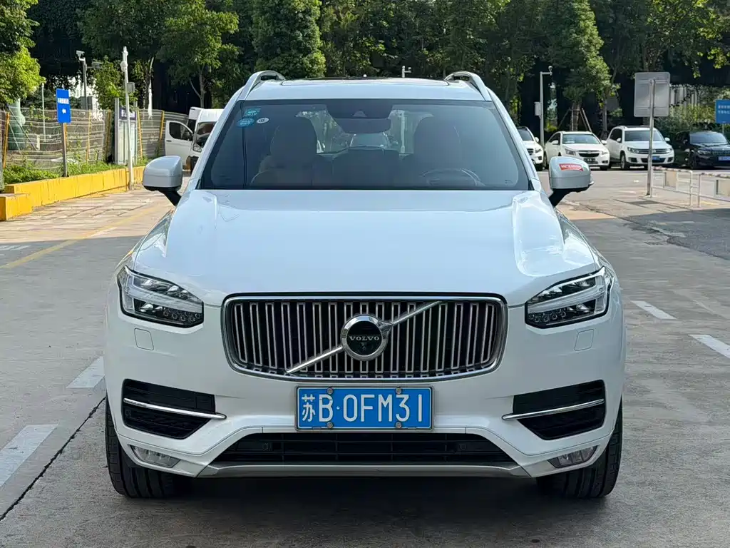 Volvo XC90 — миниатюра 2