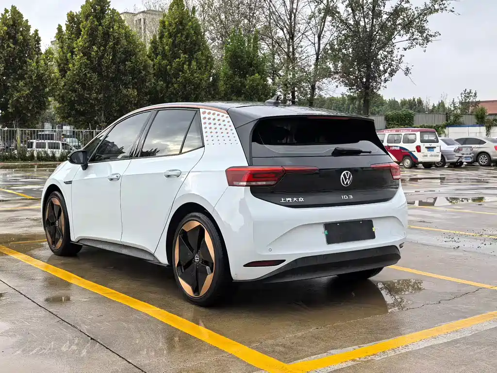 Volkswagen ID.3 — миниатюра 7
