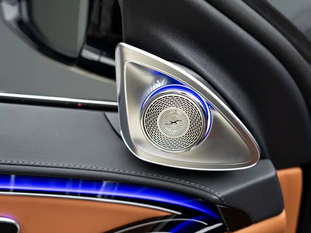 Mercedes-Benz S-Class — миниатюра 9