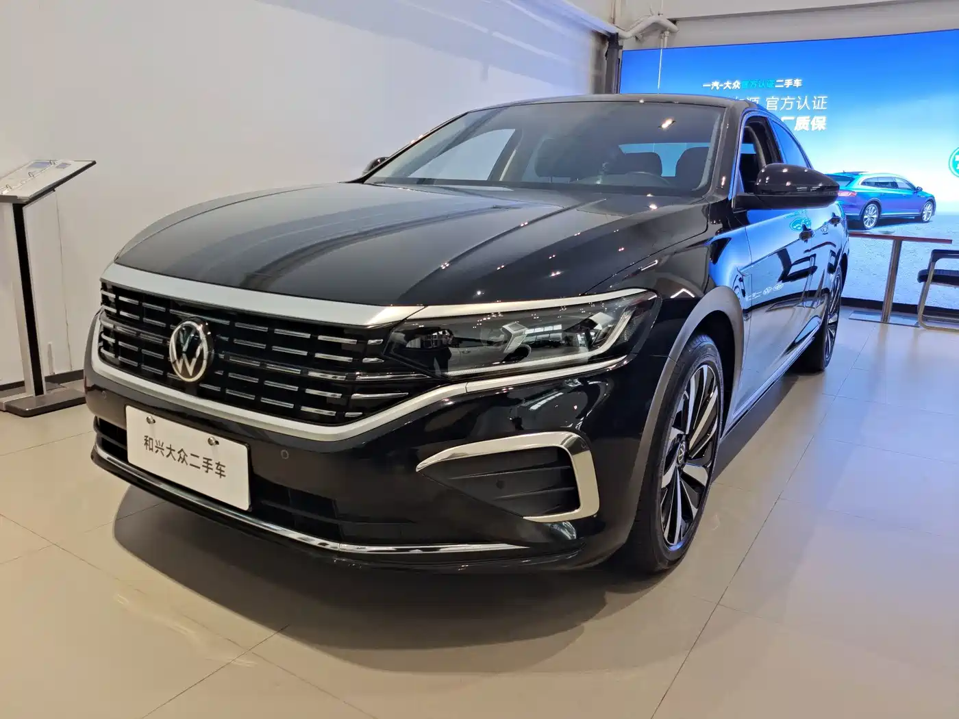 帕萨特 2025款 出众款 330TSI 精英版 2024