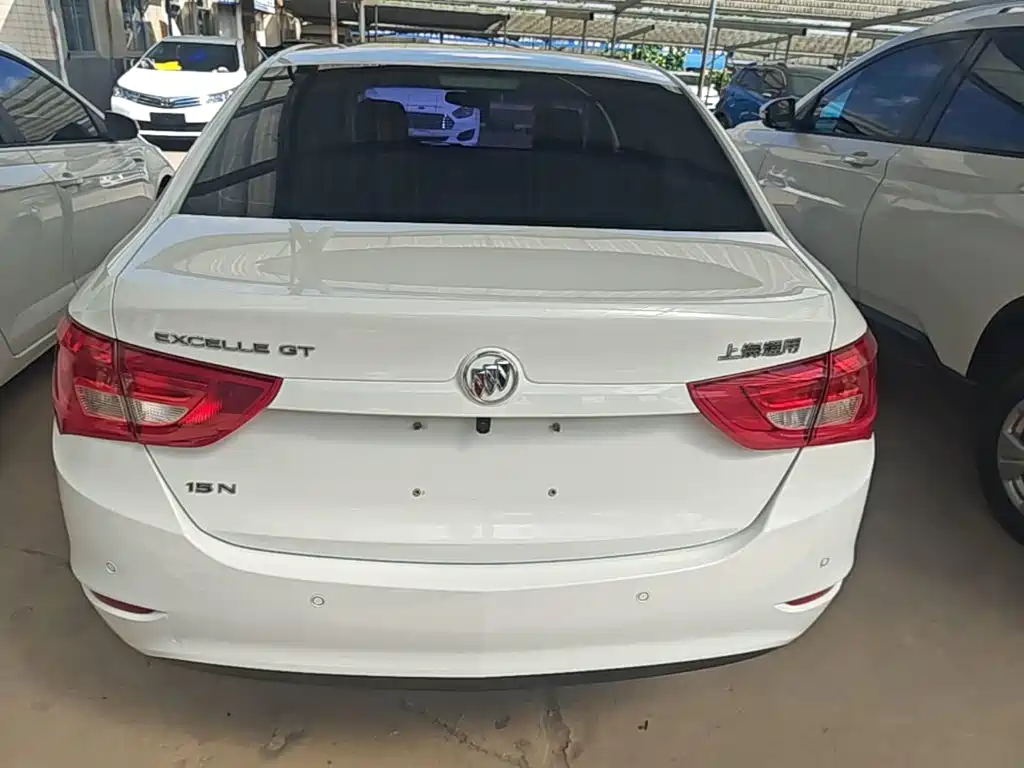 Buick Excelle — миниатюра 6