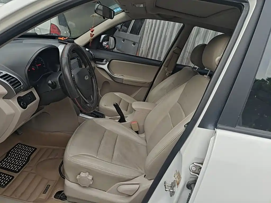 Chery Tiggo 3 — миниатюра 15