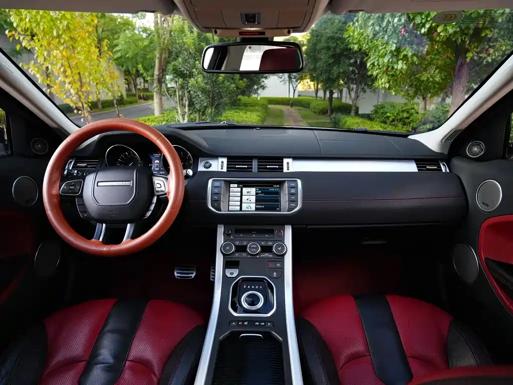 Land Rover Evoque (Import) — миниатюра 6