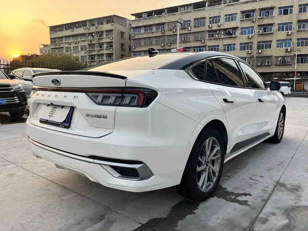 Ford Mondeo EcoBoost 245 Fashion Type, фото 5