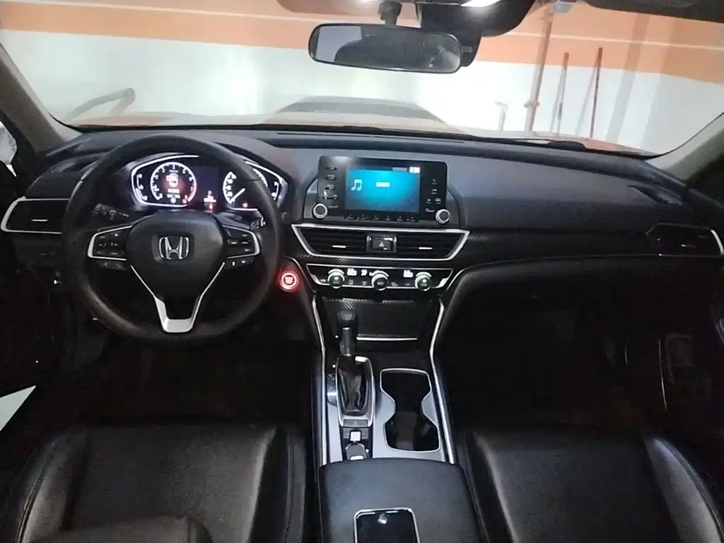 Honda Accord — миниатюра 10