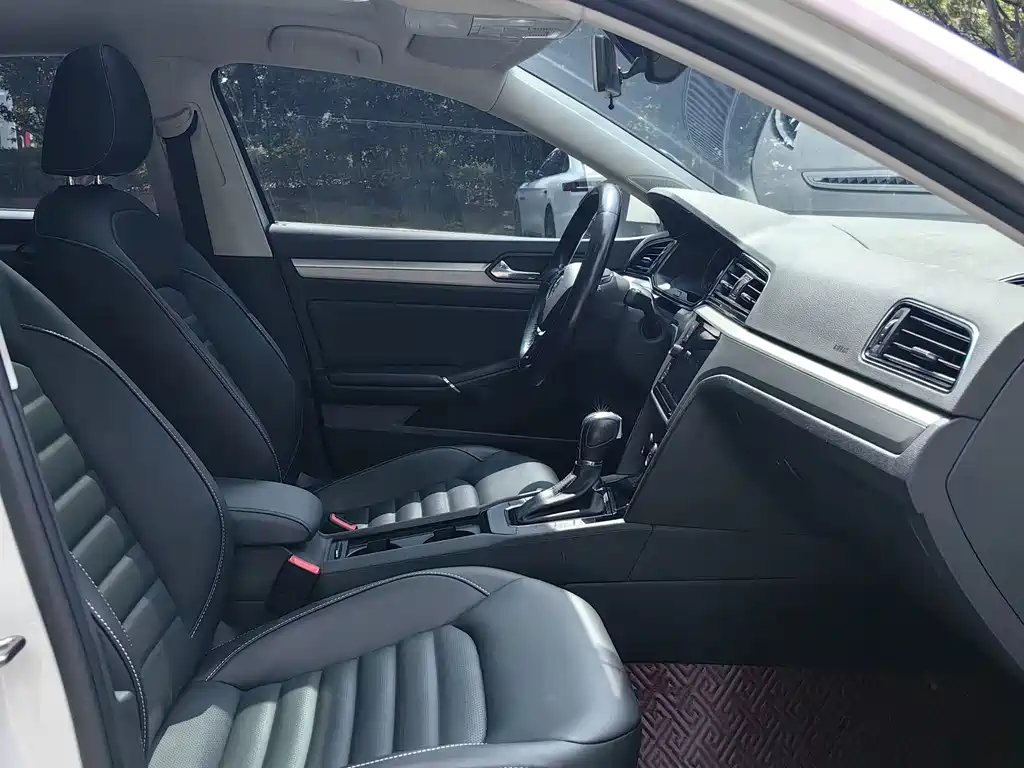 Volkswagen Lamando — миниатюра 7