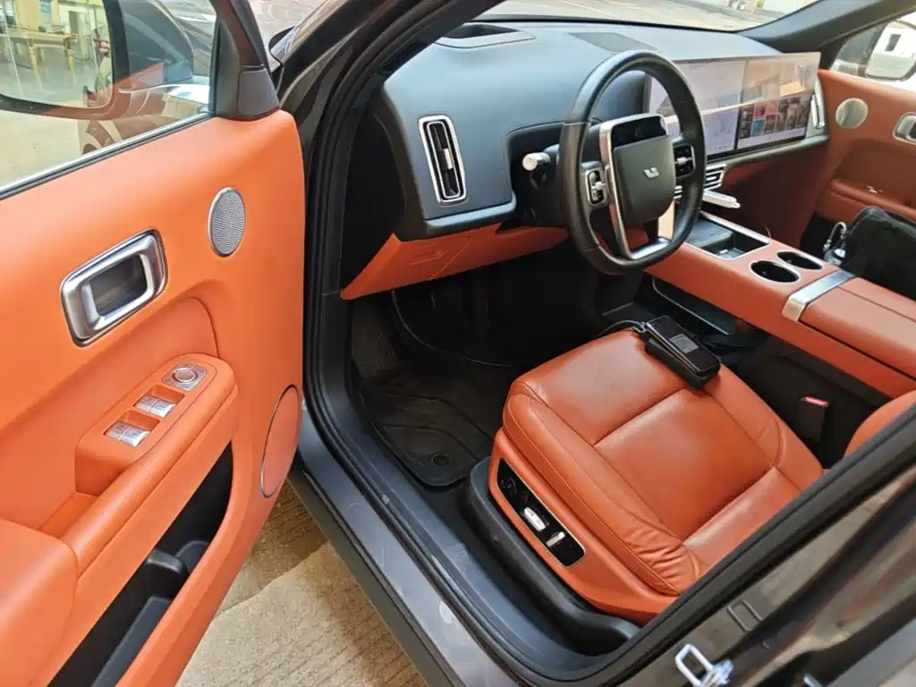 Li Auto Li L8 — миниатюра 16