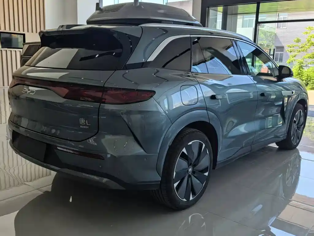 BYD Tang L L 2025 DM 175KM