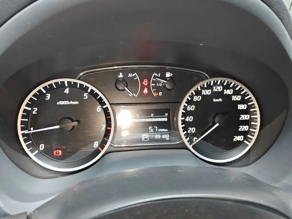 Nissan Sylphy — миниатюра 7