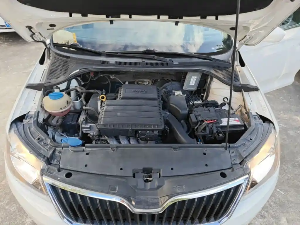 Skoda Rapid Spaceback — миниатюра 20