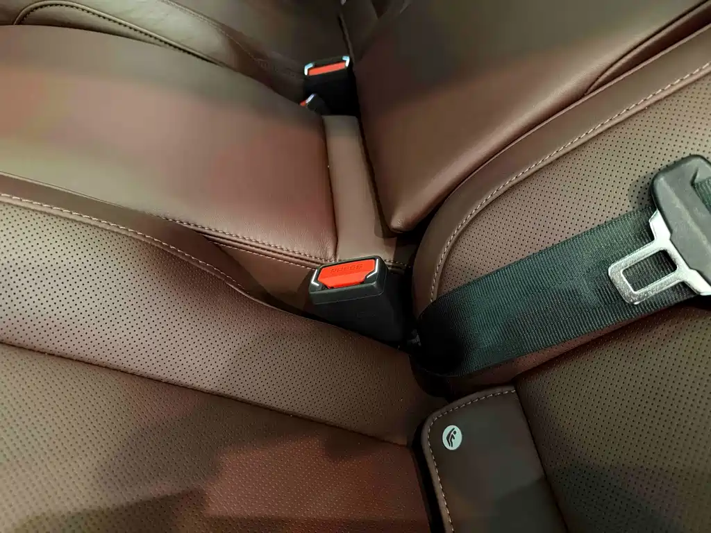 Land Rover Range Rover — миниатюра 18