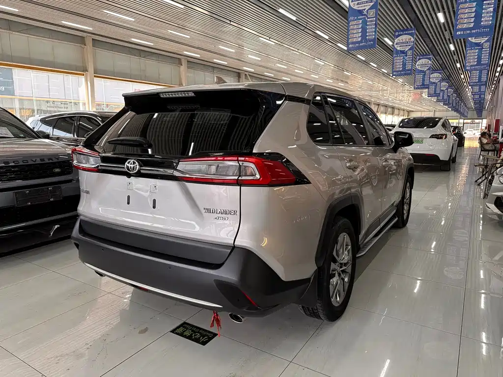 Toyota Wildlander — миниатюра 6