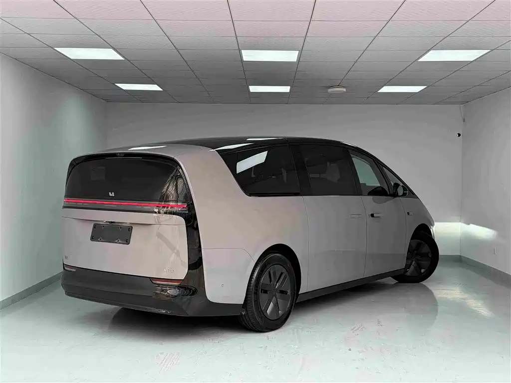 Li Auto Li MEGA — миниатюра 20