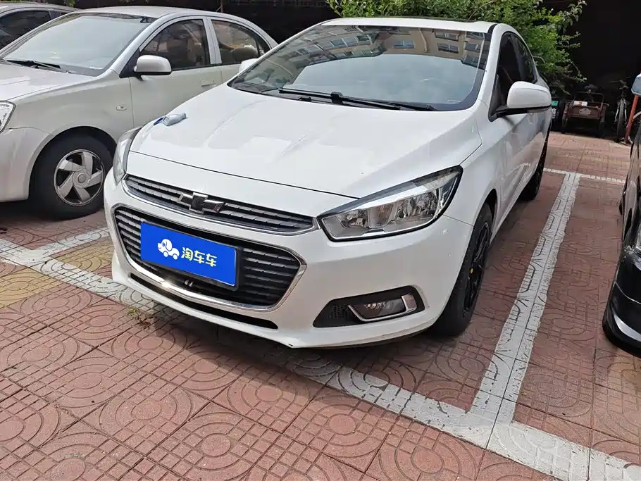 Купить Chevrolet Cruze