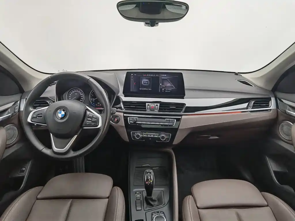BMW X1 — миниатюра 5
