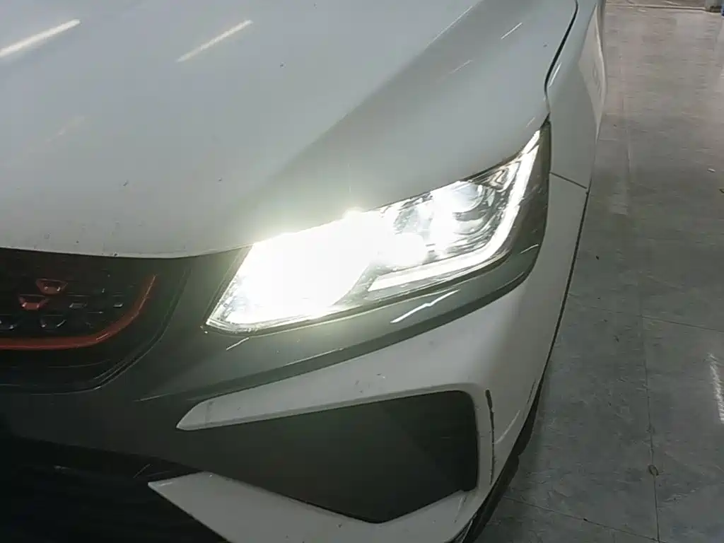Geely Binyue — миниатюра 24