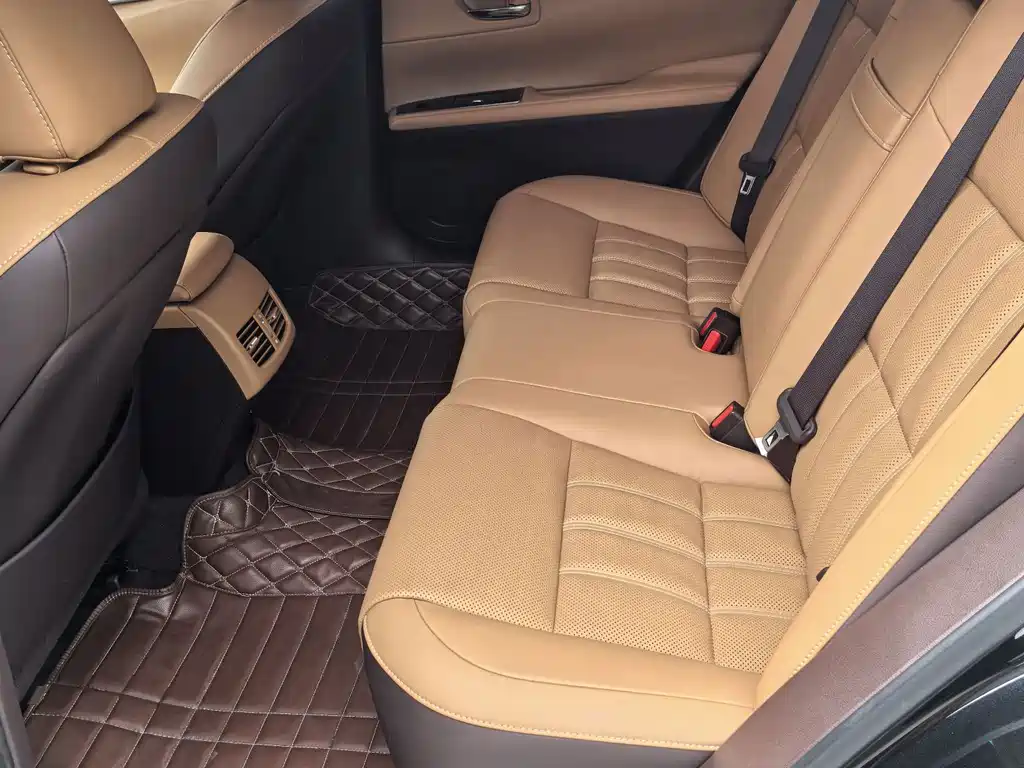 Lexus ES — миниатюра 11