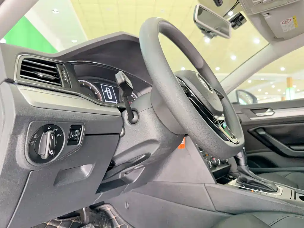 Volkswagen Lamando — миниатюра 7