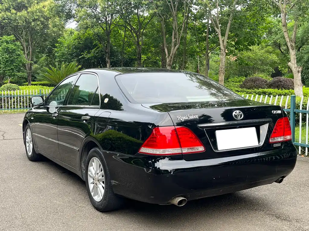 Toyota Crown 2005 3.0L Royal