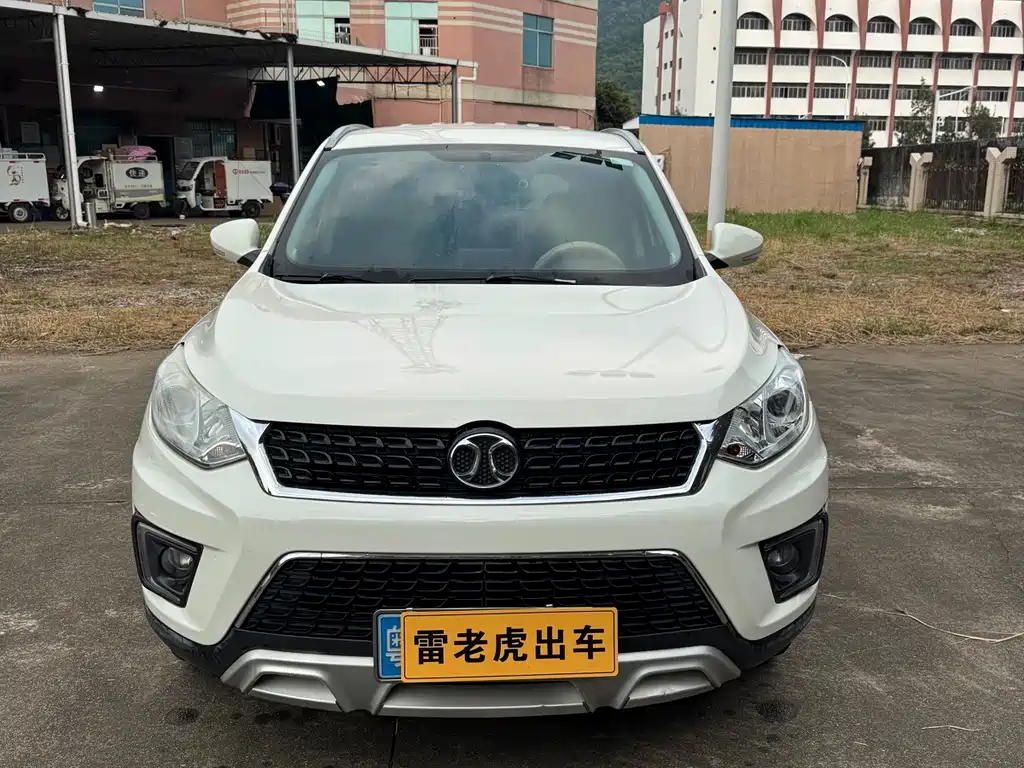 BAIC Senova X35 — миниатюра 2