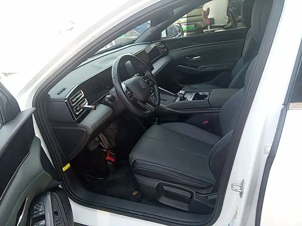 BYD Qin L — миниатюра 16