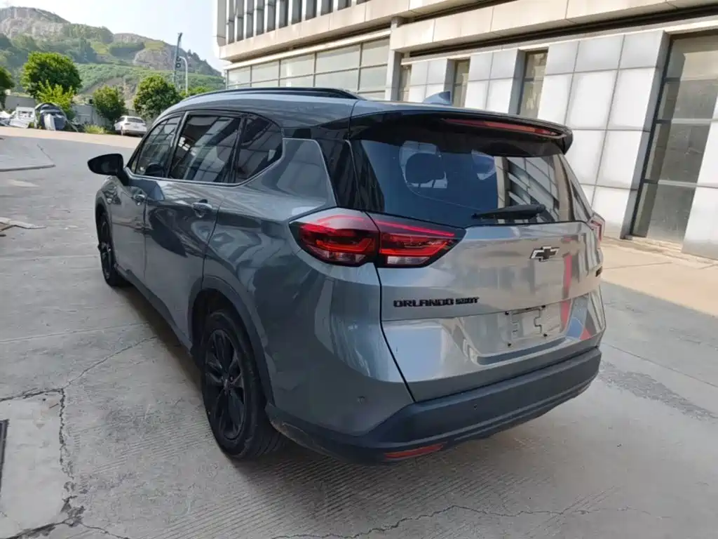 Chevrolet Volando — миниатюра 5