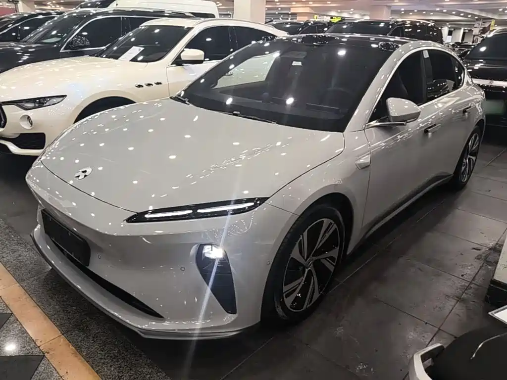 NIO ET5 — миниатюра 2