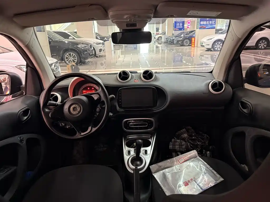 smart Smart Fortwo — миниатюра 8