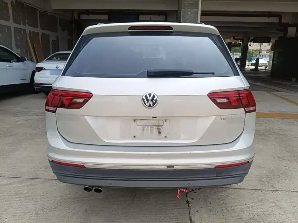 Volkswagen Tiguan L — миниатюра 6