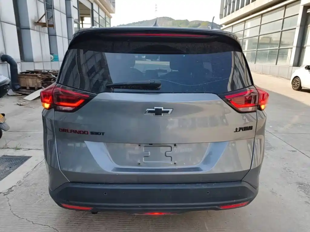 Chevrolet Volando — миниатюра 6