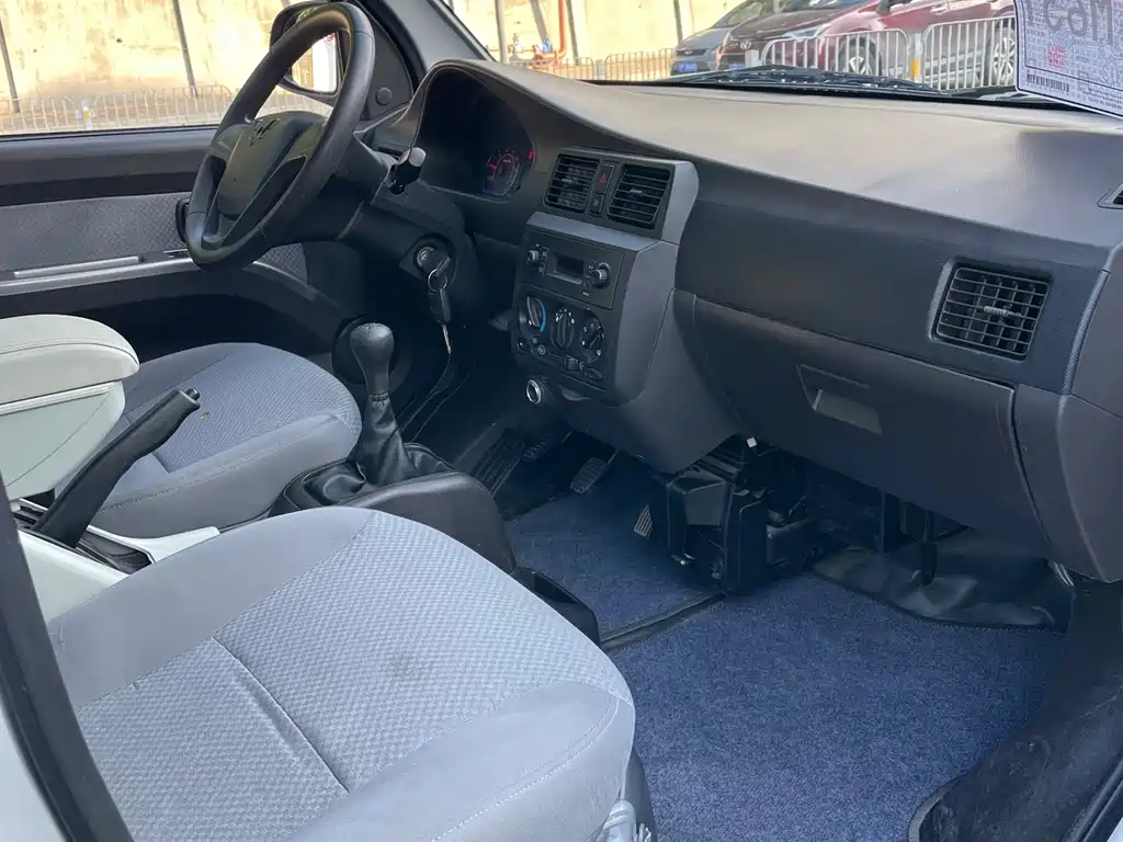 WULING WULING RONGGUANG