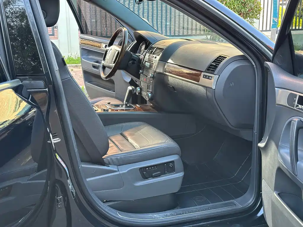 Volkswagen Touareg 2010 4.2