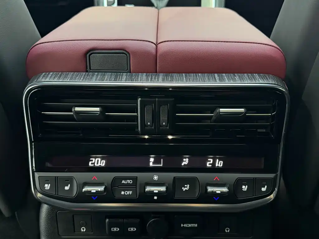 Toyota Land Cruiser — миниатюра 17