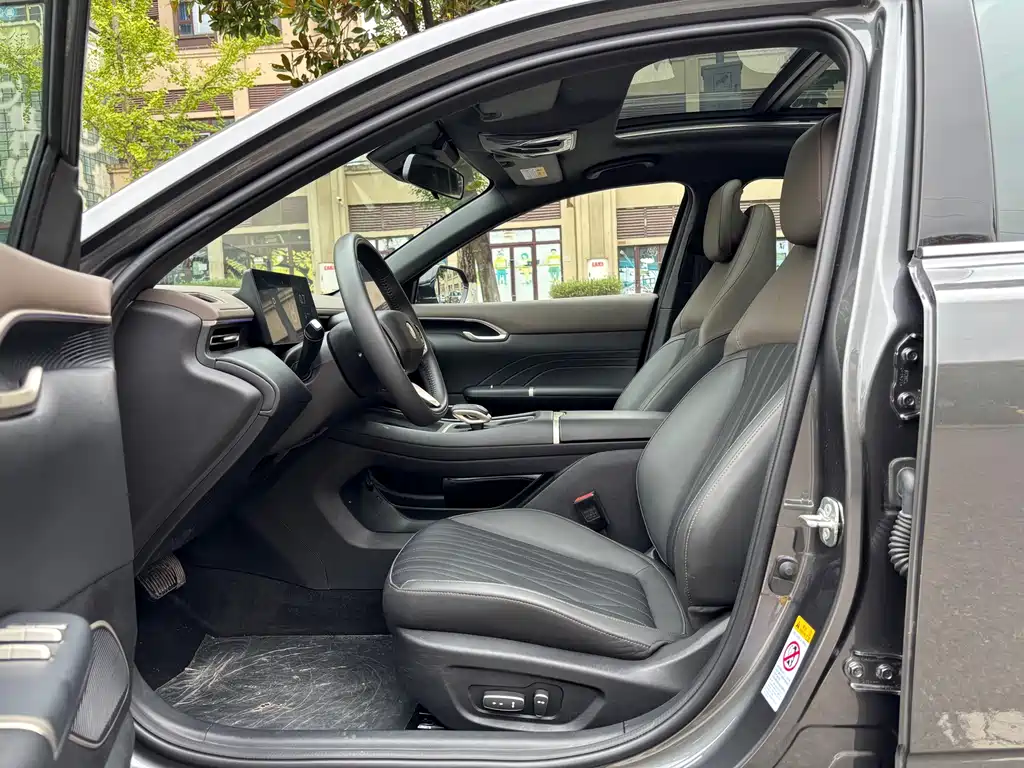 Changan Eado — миниатюра 7