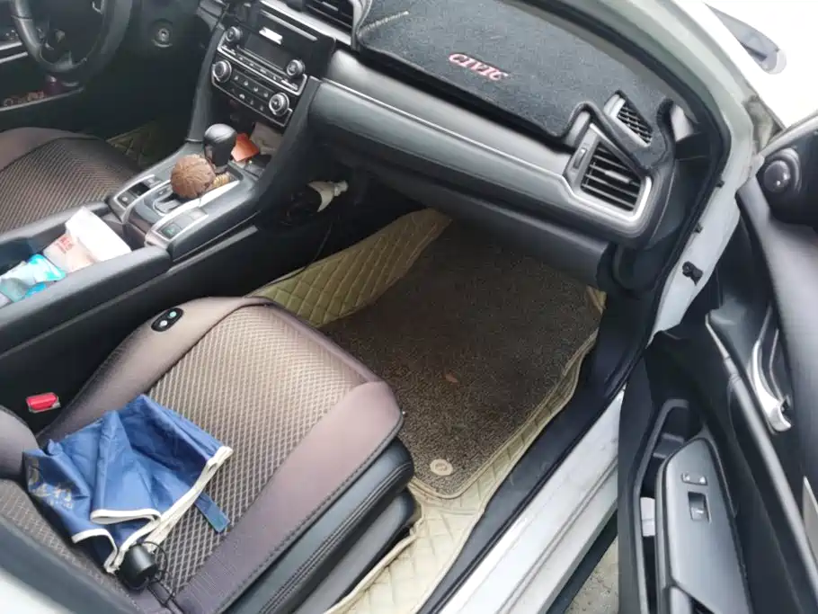 Honda Civic — миниатюра 8