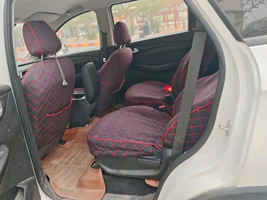 Wuling Hongguang S3 — миниатюра 11